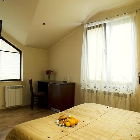 Bizev Hotel