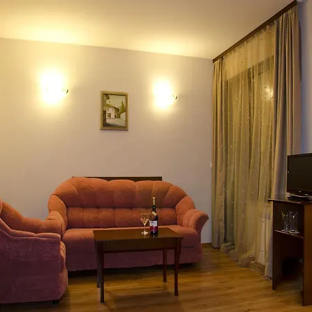 Bizev Hotel 3*