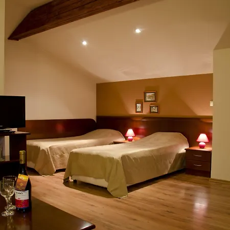 Bizev Hotel