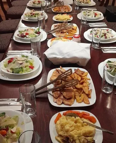 Хотел бизева къща 3*