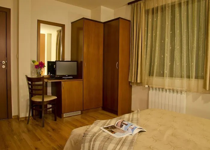 Ξενοδοχείο Bizev 3*