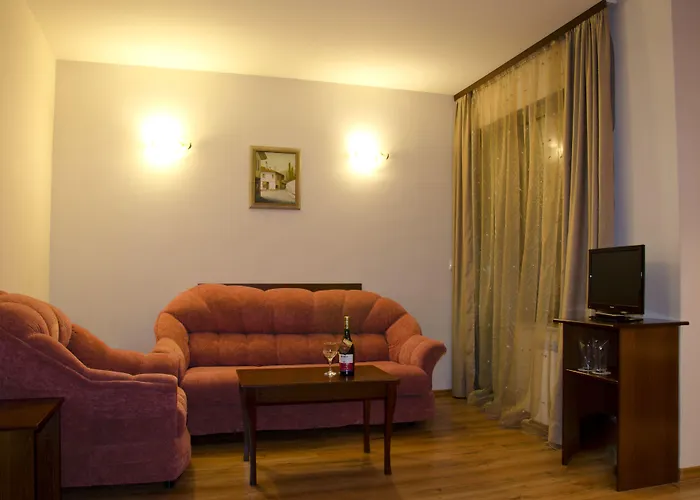 Ξενοδοχείο Bizev 3*